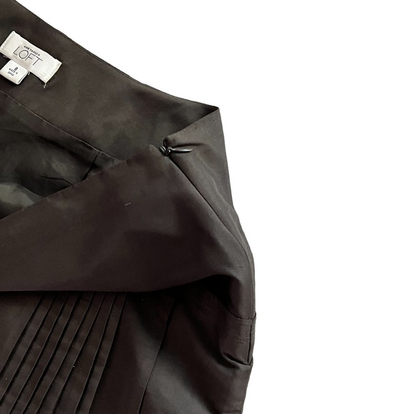 LOFT Skirt - Picture 6 of 8